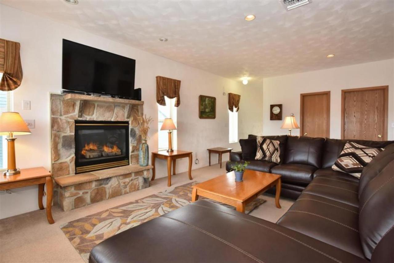 Seven Springs Resort Properties Champion Экстерьер фото